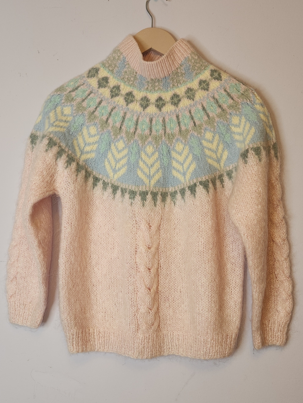 FABRIZIO Knitted by Hand Soft Fuzzy Mohair Blend Sweater,  size L